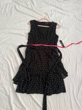 Tahari Black & White Polka Dot Dress Size 6 NWT
